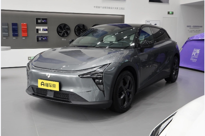 新车｜售21.99万元起，极越01焕新款上市，续航最高提升60公里